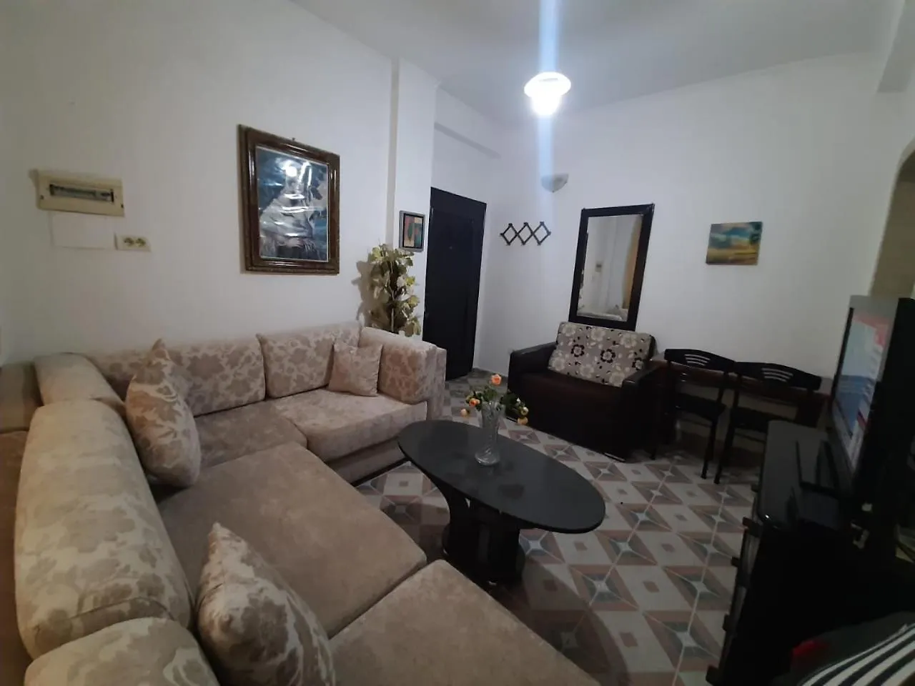 Lägenhet Lovely Appartament,1-D Tirana Albanien